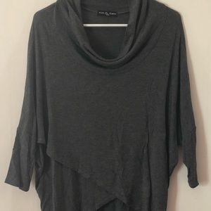 Gray Women’s Kim & Cami Shirt Size Small